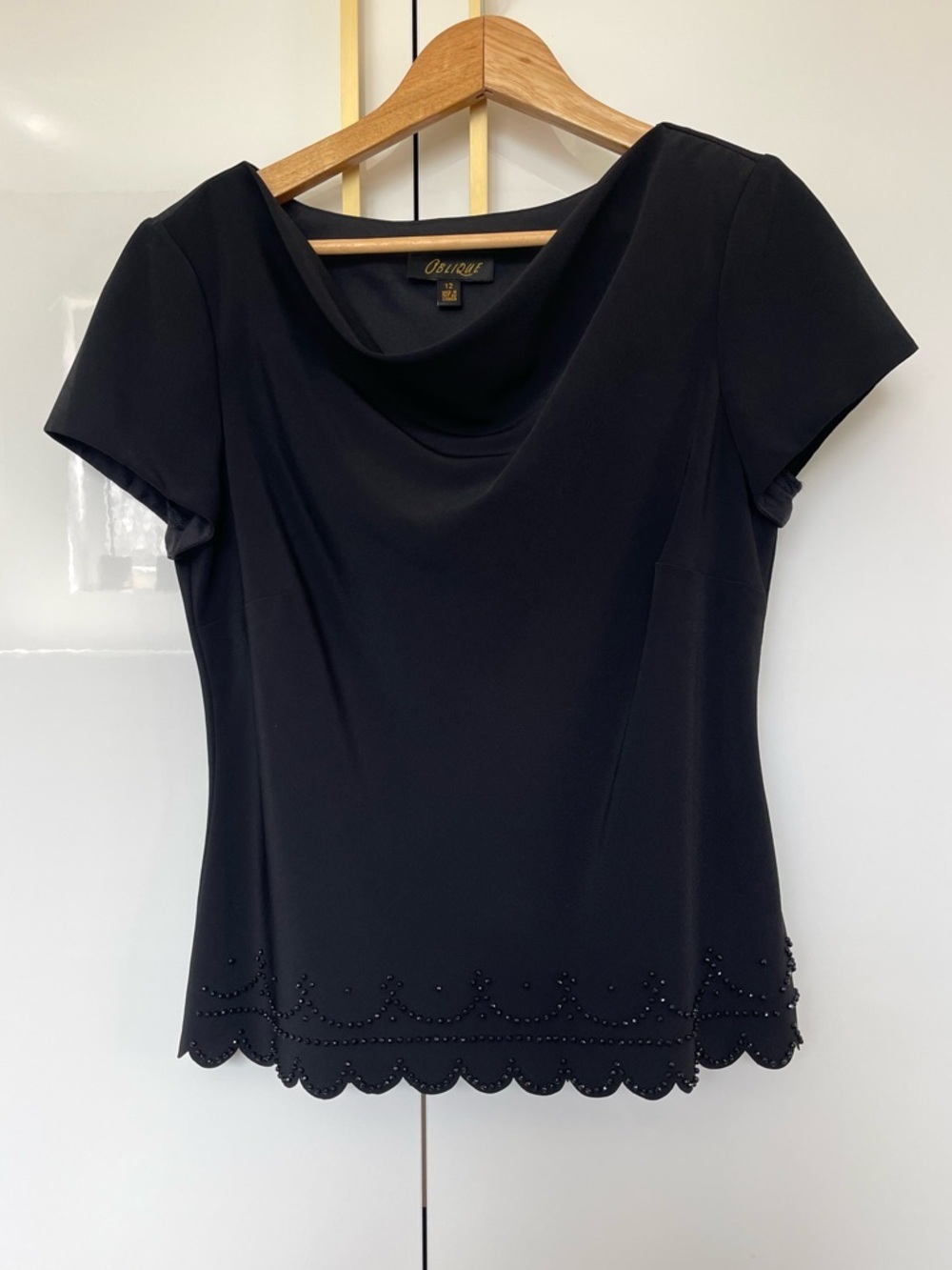 Oblique vintage beaded black top Large